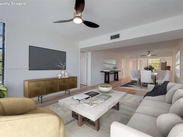 1506 Whitehall Dr # 306, Davie FL 33324