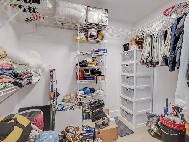 1506 Whitehall Dr # 306, Davie FL 33324