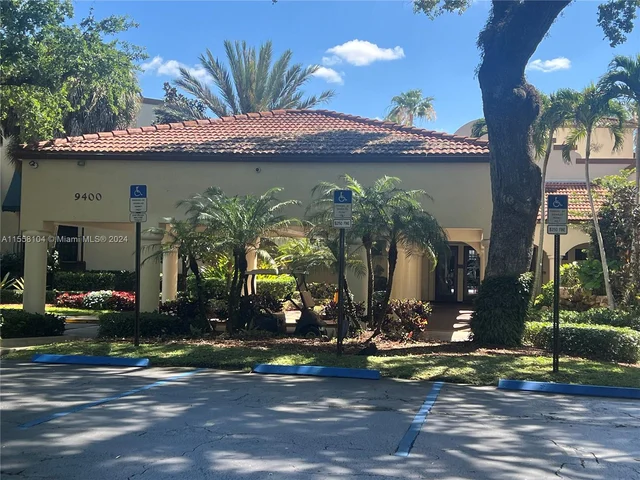 1506 Whitehall Dr # 306, Davie FL 33324