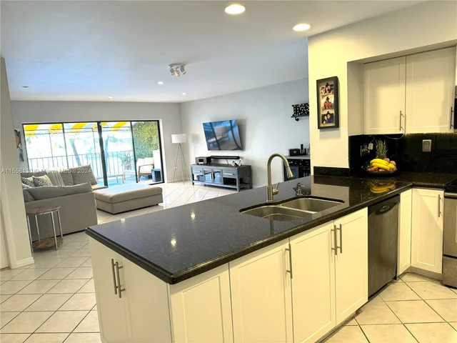 6417 Windmill Gate Rd # 6417, Miami Lakes FL 33014