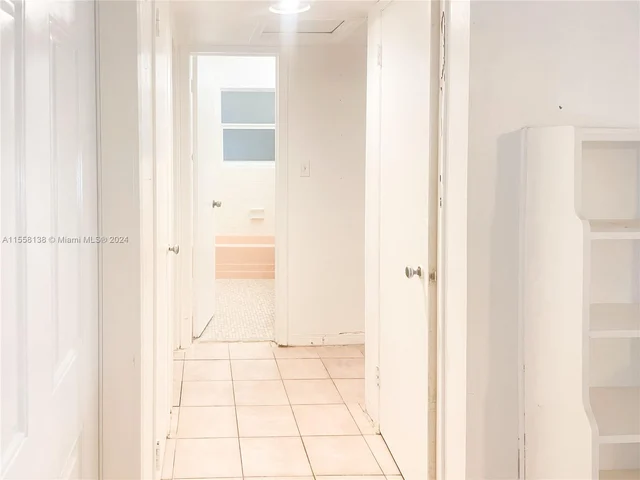 621 E Melrose Cir, Fort Lauderdale FL 33312