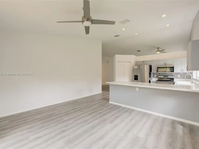 10921 W Broward Blvd # 10921, Plantation FL 33324