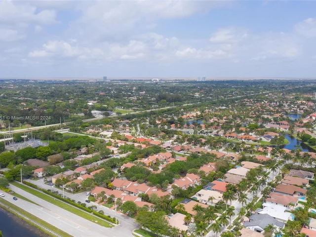 10921 W Broward Blvd # 10921, Plantation FL 33324