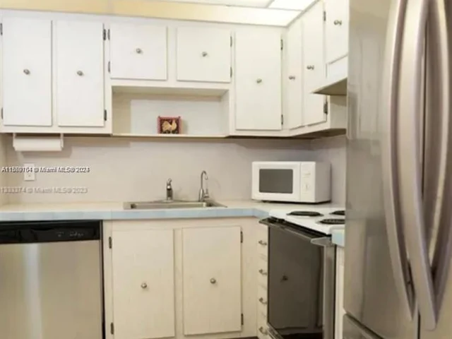 3800 S Ocean Dr # 1709, Hollywood FL 33019