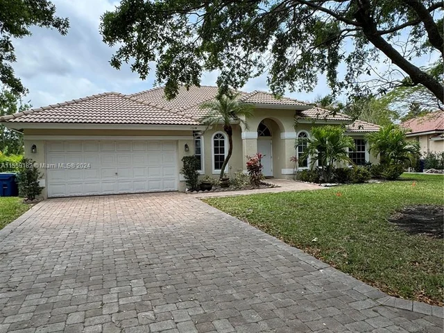 1574 NW 103 Ter, Coral Springs FL 33071