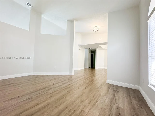 1574 NW 103 Ter, Coral Springs FL 33071