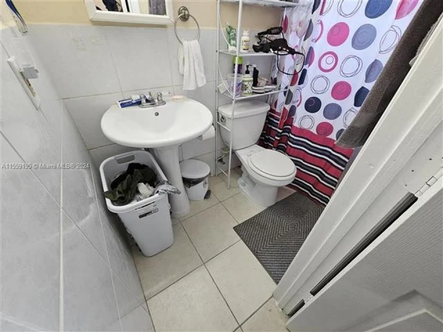 4225 SW 87th Ave, Miami FL 33165