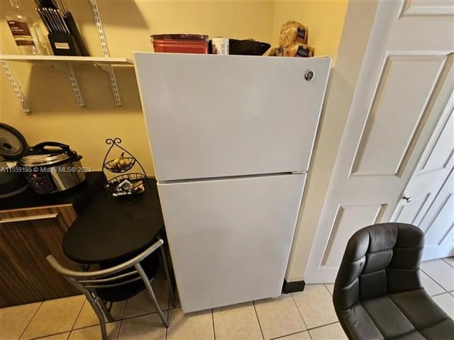 4225 SW 87th Ave, Miami FL 33165