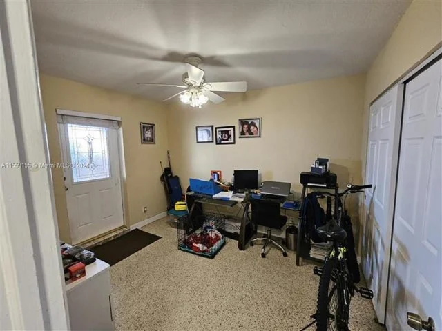 4225 SW 87th Ave, Miami FL 33165