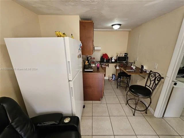 4225 SW 87th Ave, Miami FL 33165