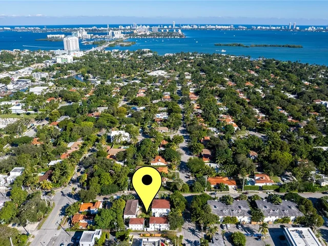 7500 NE 6th Ct # 14, Miami FL 33138