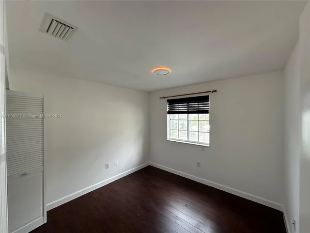 5225 NW 112th Ave # 5, Doral FL 33178