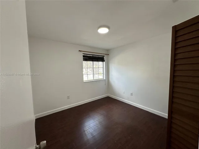 5225 NW 112th Ave # 5, Doral FL 33178