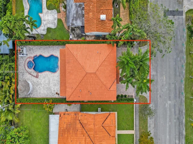 527 SW 20th Rd, Miami FL 33129