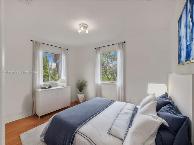 527 SW 20th Rd, Miami FL 33129