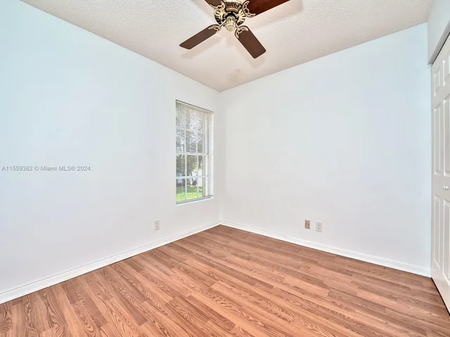 1464 Garden Rd, Weston FL 33326