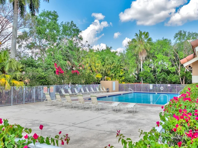 1464 Garden Rd, Weston FL 33326