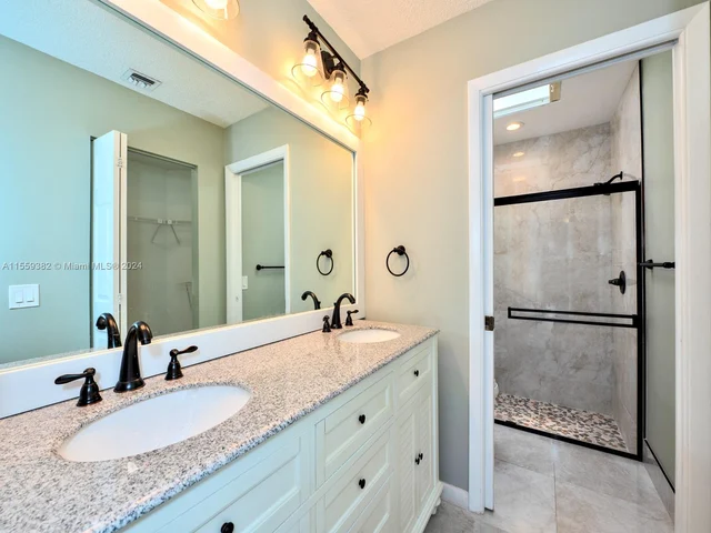 1464 Garden Rd, Weston FL 33326