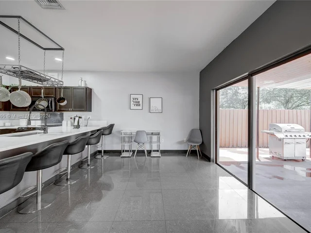 3144 SE 3rd Dr, Homestead FL 33033