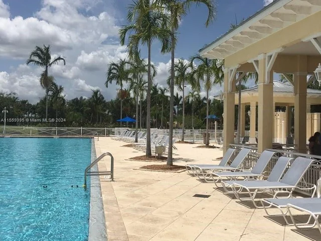 3144 SE 3rd Dr, Homestead FL 33033