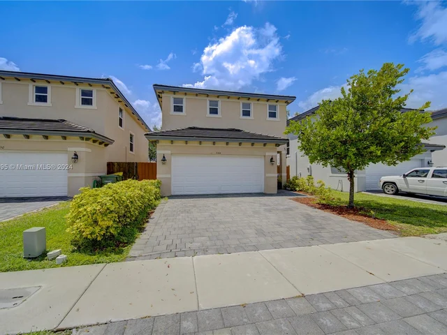 3144 SE 3rd Dr, Homestead FL 33033