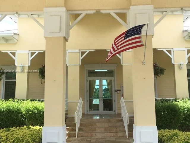 3144 SE 3rd Dr, Homestead FL 33033