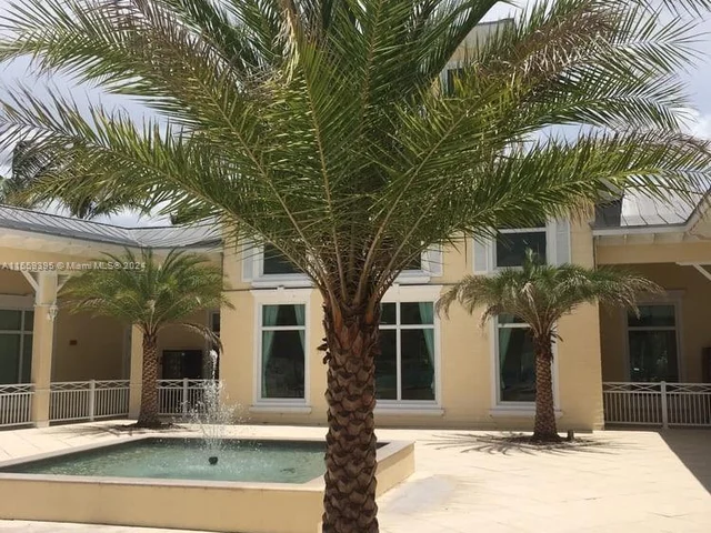 3144 SE 3rd Dr, Homestead FL 33033