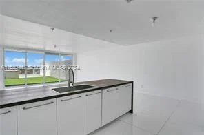 400 Sunny Isles Blvd # 604, Sunny Isles Beach FL 33160