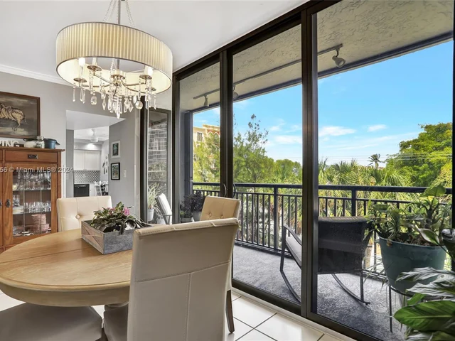 2300 NE 33rd Ave # 402, Fort Lauderdale FL 33305