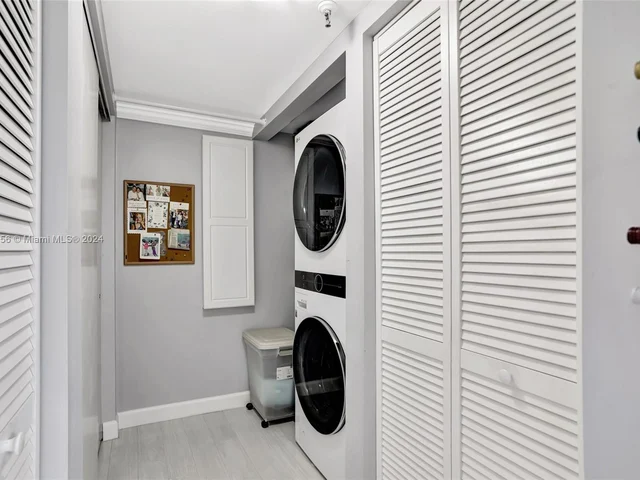 2300 NE 33rd Ave # 402, Fort Lauderdale FL 33305