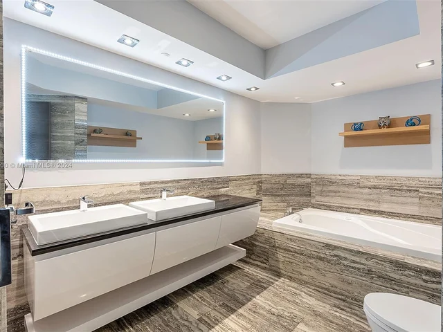 16400 Collins Ave # 1042, Sunny Isles Beach FL 33160