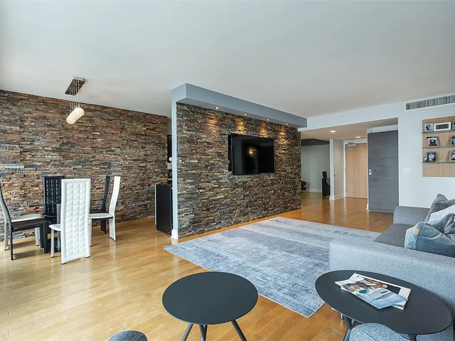 16400 Collins Ave # 1042, Sunny Isles Beach FL 33160