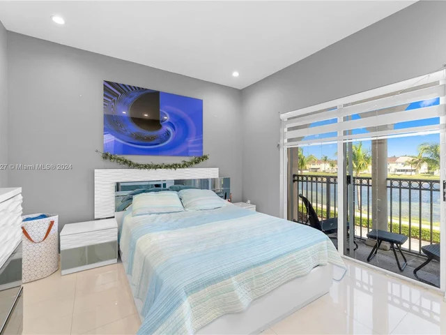 16554 SW 71st Ter # 16554, Miami FL 33193