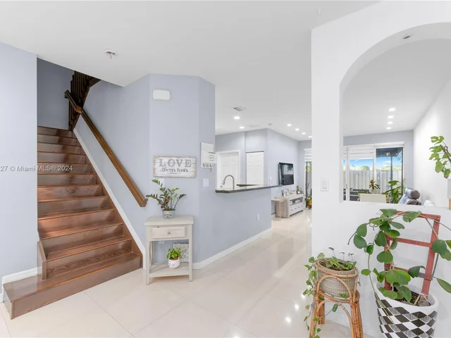 16554 SW 71st Ter # 16554, Miami FL 33193