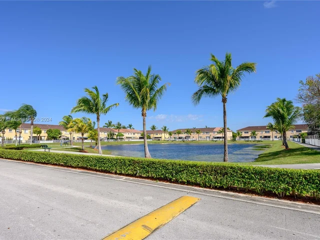 16554 SW 71st Ter # 16554, Miami FL 33193