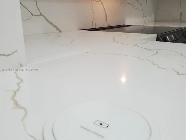 8350 Dundee Ter, Miami Lakes FL 33016