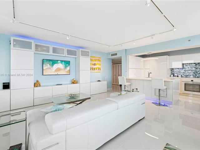 650 West Ave # 1211, Miami Beach FL 33139