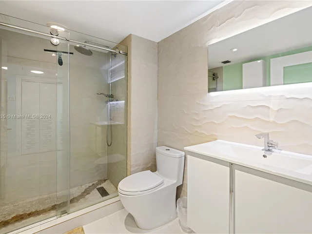 650 West Ave # 1211, Miami Beach FL 33139