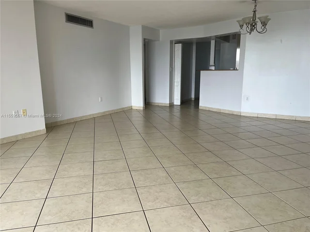 1750 NE 191st St # 4, Miami FL 33179