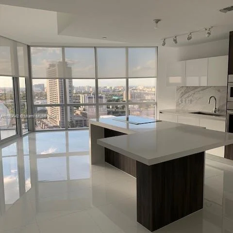 851 NE 1st Ave # 2110, Miami FL 33132