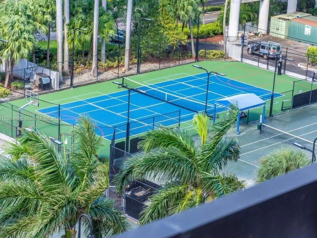 3600 Mystic Pointe Dr, Aventura FL 33180