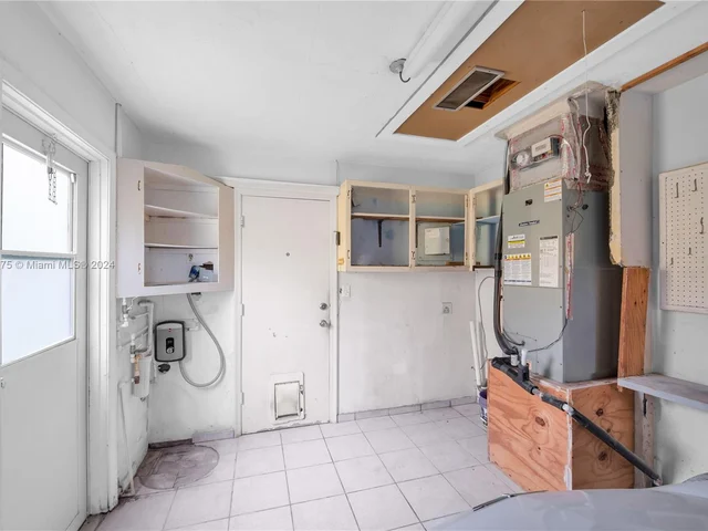 4301 NW 46th St, Tamarac FL 33319