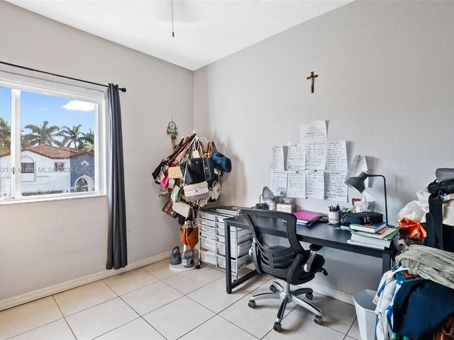 6014 SW 160th Ave, Miami FL 33193