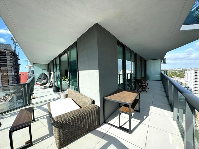 1300 S Miami Ave # 2001, Miami FL 33130