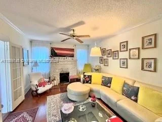 70 SW 18th Ter, Miami FL 33129