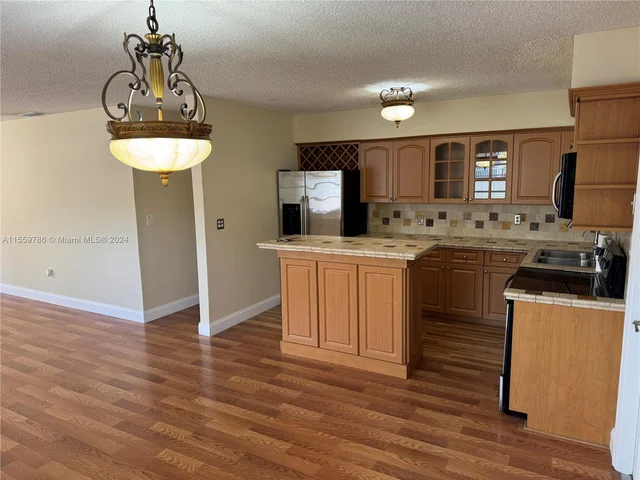 4263 NW 3rd St # 0, Miami FL 33126