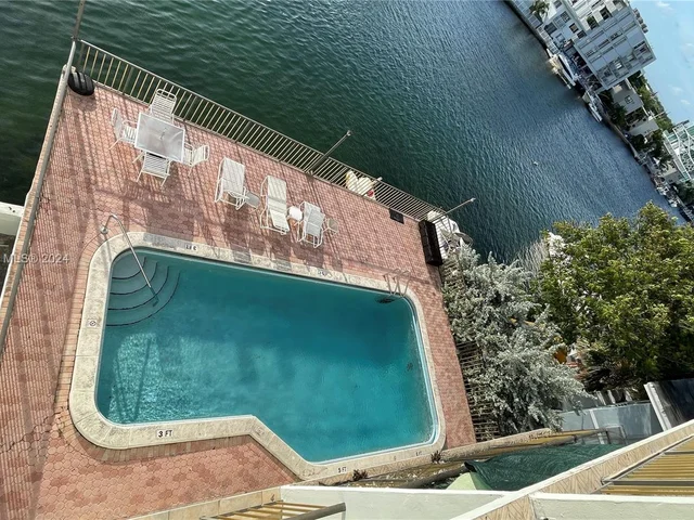 8250 Byron Ave # 401, Miami Beach FL 33141