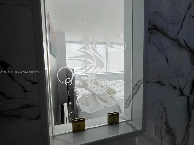 6855 Abbott Ave # 303, Miami Beach FL 33141