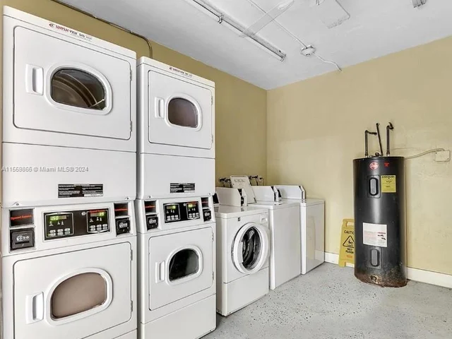 11925 NE 2nd Ave # B115, North Miami FL 33161