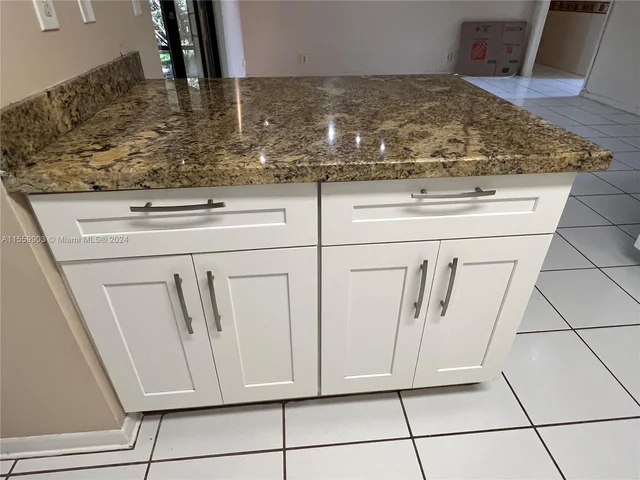 10905 NW 26th Pl, Sunrise FL 33322